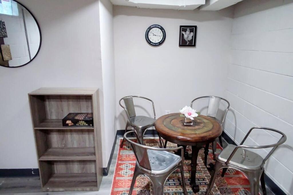 Spacious Suite Close To Downtown Indy/ King Bed Индианаполис Экстерьер фото